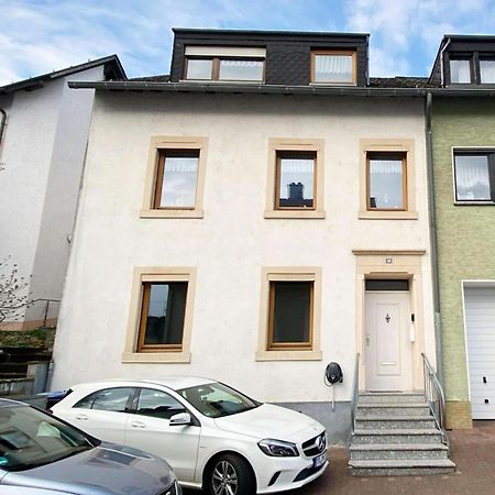 Zentrale Ferienwohnung Trier-Euren Mit Heimkino, Kueche, Wallbox & Kostenlose Fahrraeder Eksteriør bilde